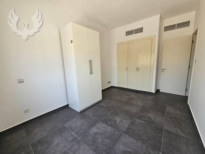 Upgraded / Park Backing / Vacant 20 December - Image 6