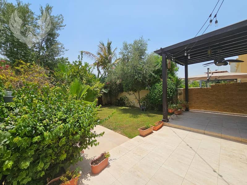 Upgraded / Park Backing / Vacant 20 December - Image 10