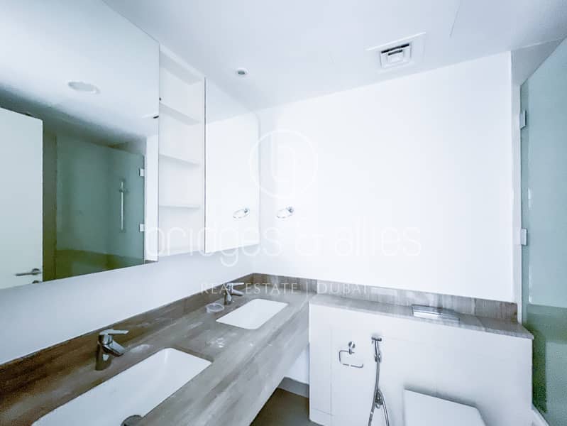 4 BED MIDDLE | GREEN BELT BACKING | VACANT NOW - Image 11