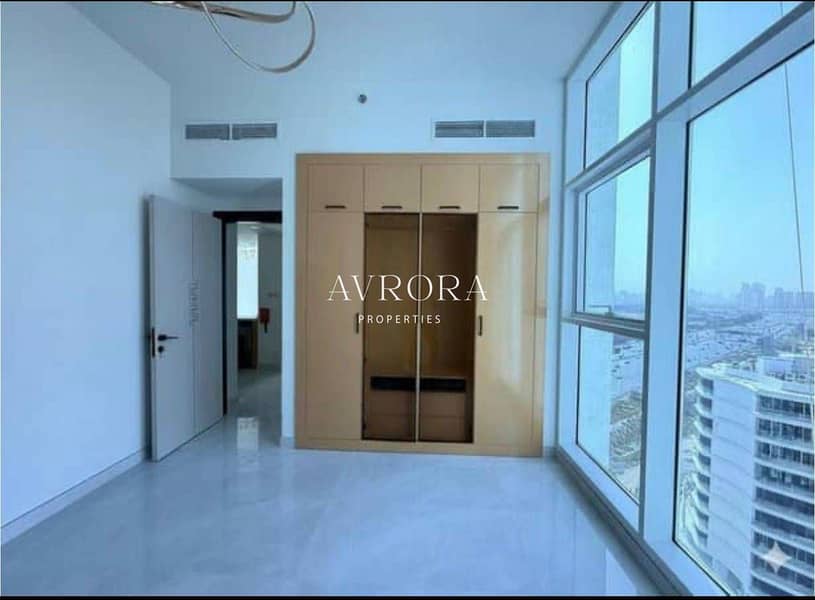 Skyrise City View | Brand-New Building | with Ktichen Appliances