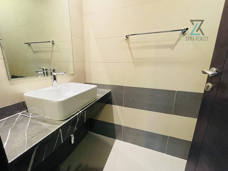 Spacious 3-Bedroom Home with all Amenities - Image 19