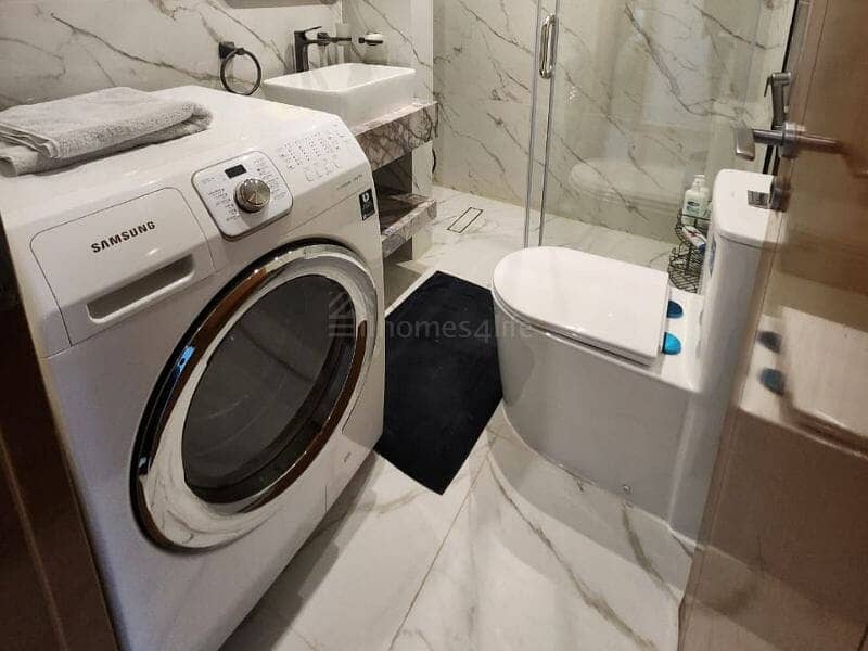 Vacant 2 BR | Bright Unit | Near Metro Stations - Image 16