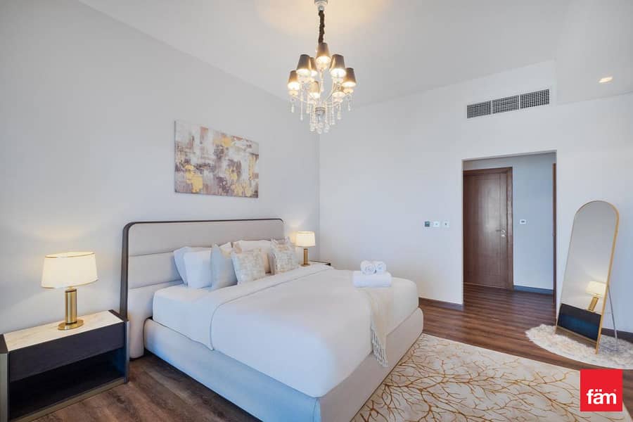 Sea View | Well Maintained | High Floor | Must See - Image 9