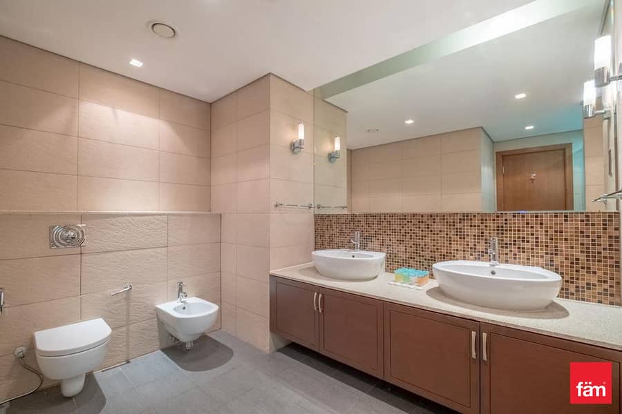 Sea View | Well Maintained | High Floor | Must See - Image 17