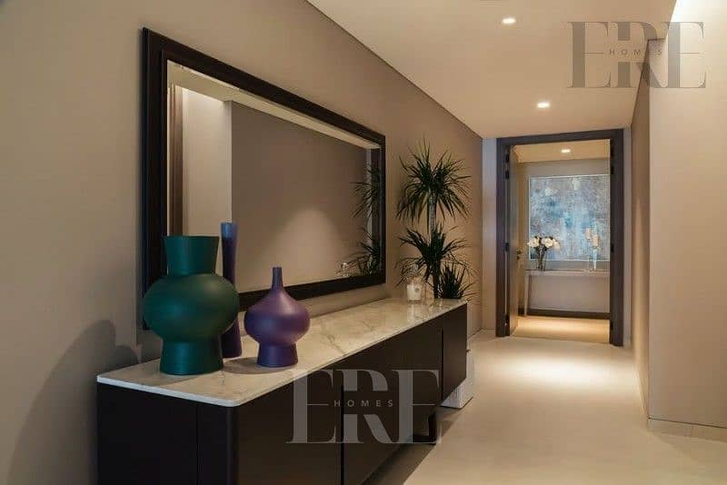 NEWLY RENOVATED | LUXURIOUS INTERIOR | SEA VIEW - Image 7