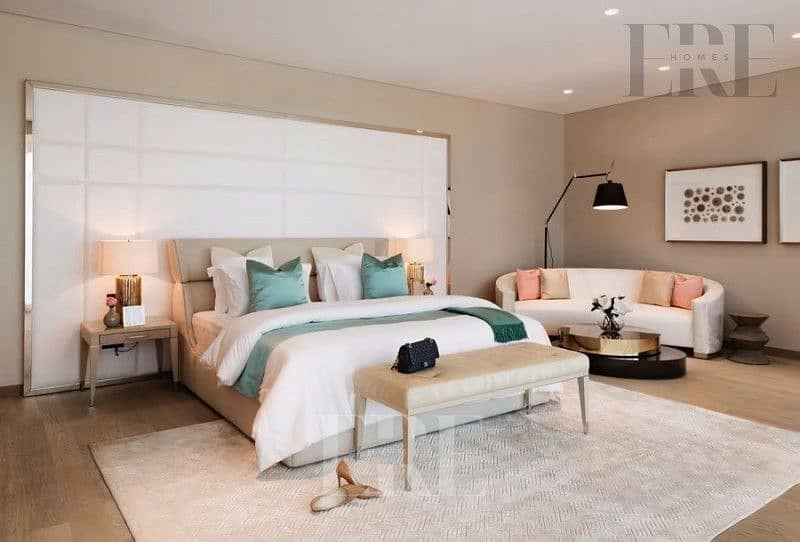 NEWLY RENOVATED | LUXURIOUS INTERIOR | SEA VIEW - Image 11