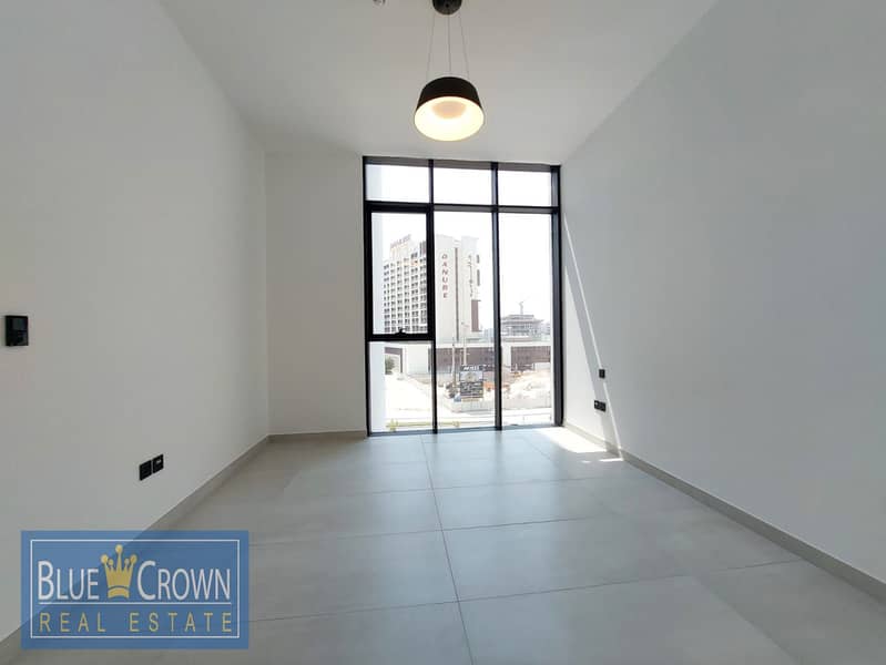 Spacious 2bhk with Balcony 3 Bath || With Kitchen Appliances