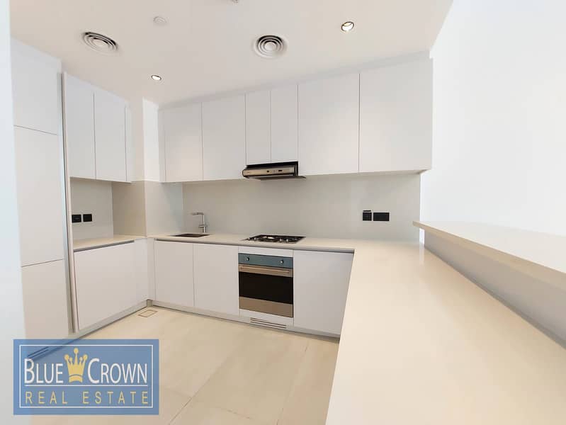 Spacious 2bhk with Balcony 3 Bath || With Kitchen Appliances - Image 9