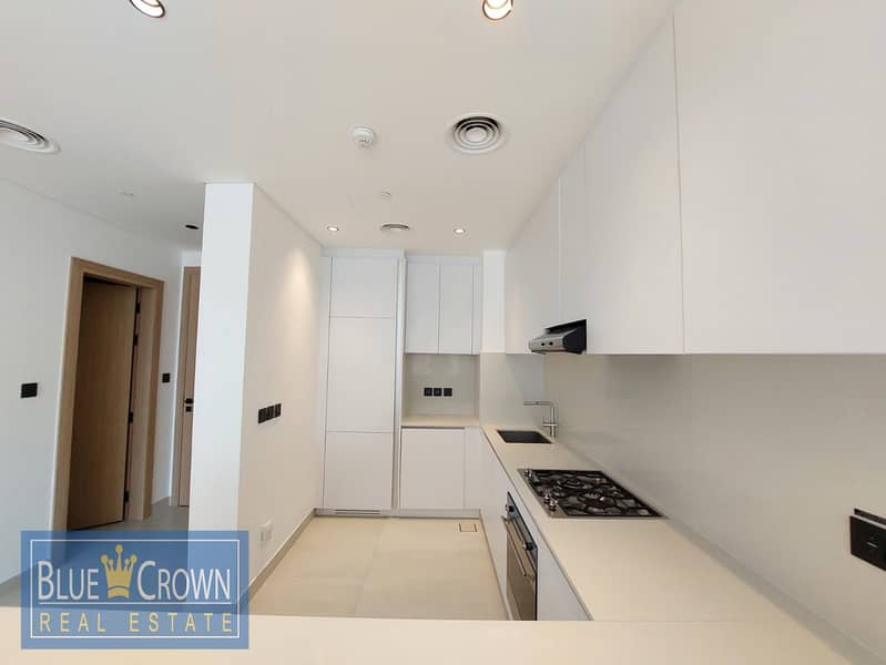 Spacious 2bhk with Balcony 3 Bath || With Kitchen Appliances - Image 10