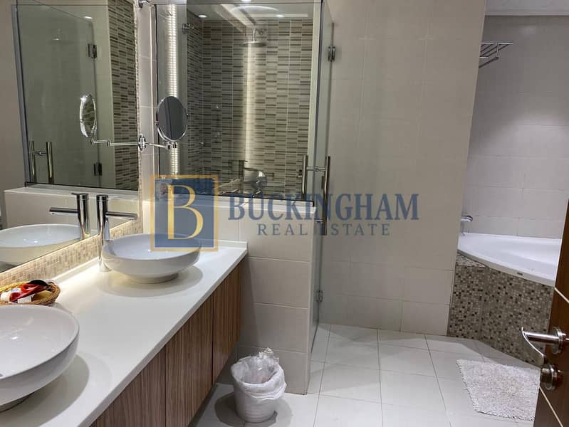 Upgraded 4br++|Spacious over 4500sqft |Unfurnished - Image 12