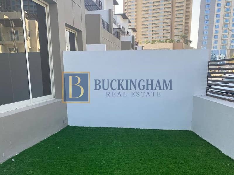 Upgraded 4br++|Spacious over 4500sqft |Unfurnished - Image 16