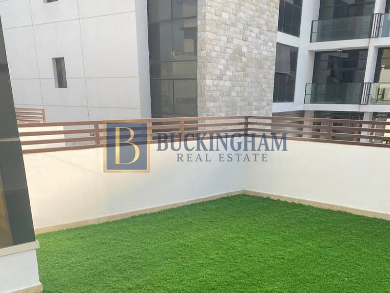 Upgraded 4br++|Spacious over 4500sqft |Unfurnished - Image 17