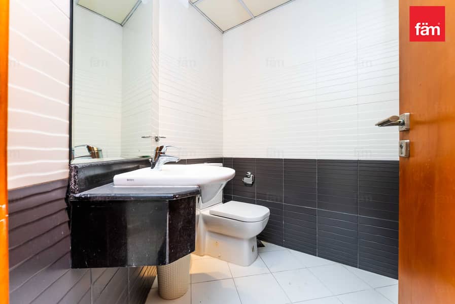 Great location | Best Deal | Maids Room - Image 15