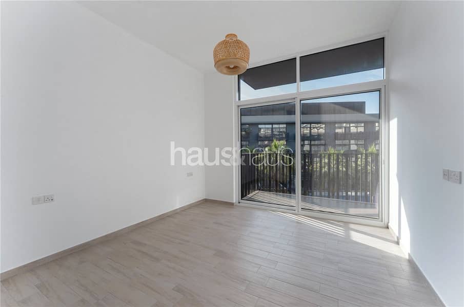 4 Cheques | Pool Facing | Vacant | Largest Layout