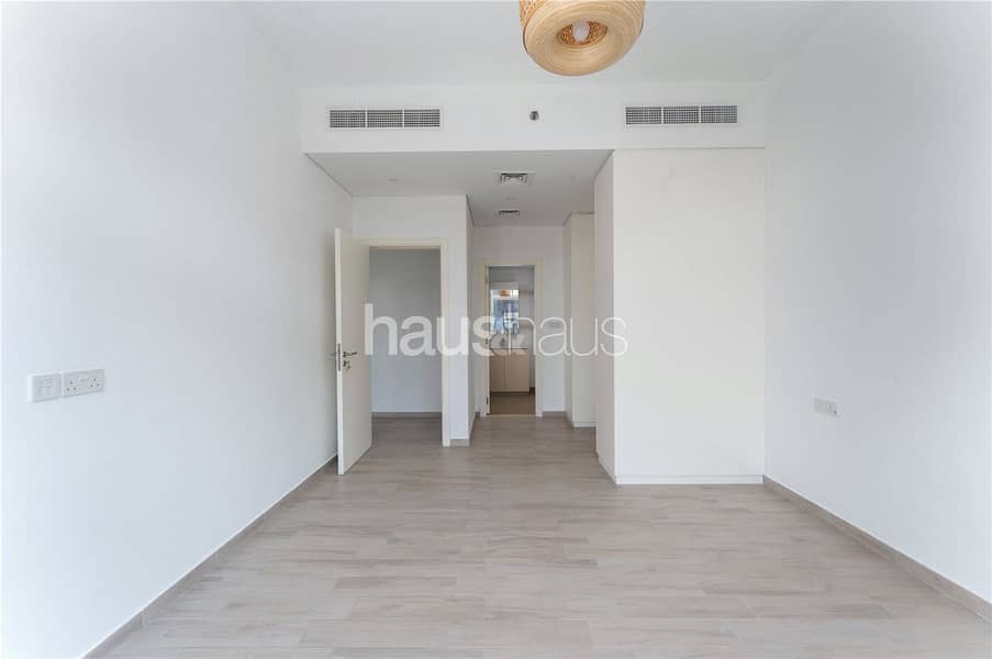 4 Cheques | Pool Facing | Vacant | Largest Layout