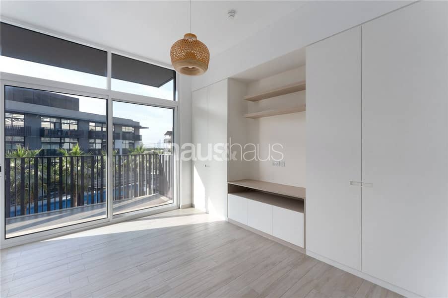 4 Cheques | Pool Facing | Vacant | Largest Layout - Image 6