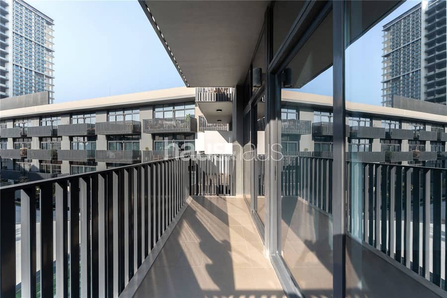 4 Cheques | Pool Facing | Vacant | Largest Layout - Image 11