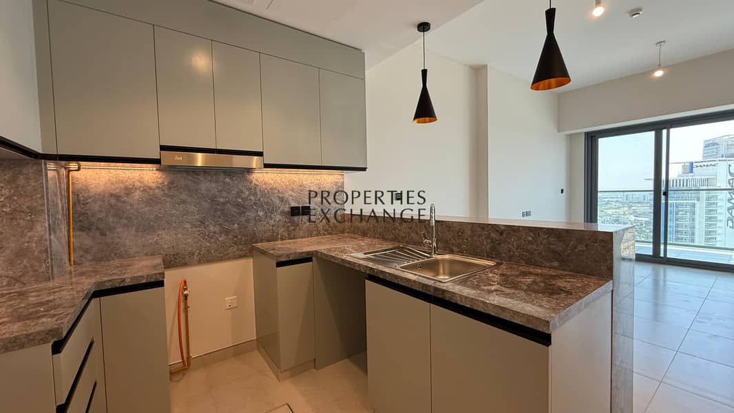 pacious 1BR with Modern Finishes | Damac Hills — Golf Gate - Image 11