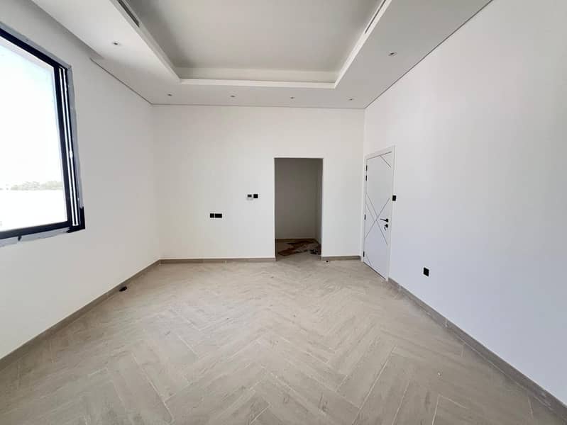 Brand New |Modern 4-Bedroom |GARDEN - Image 7