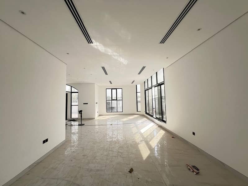 Brand New |Modern 4-Bedroom |GARDEN - Image 9