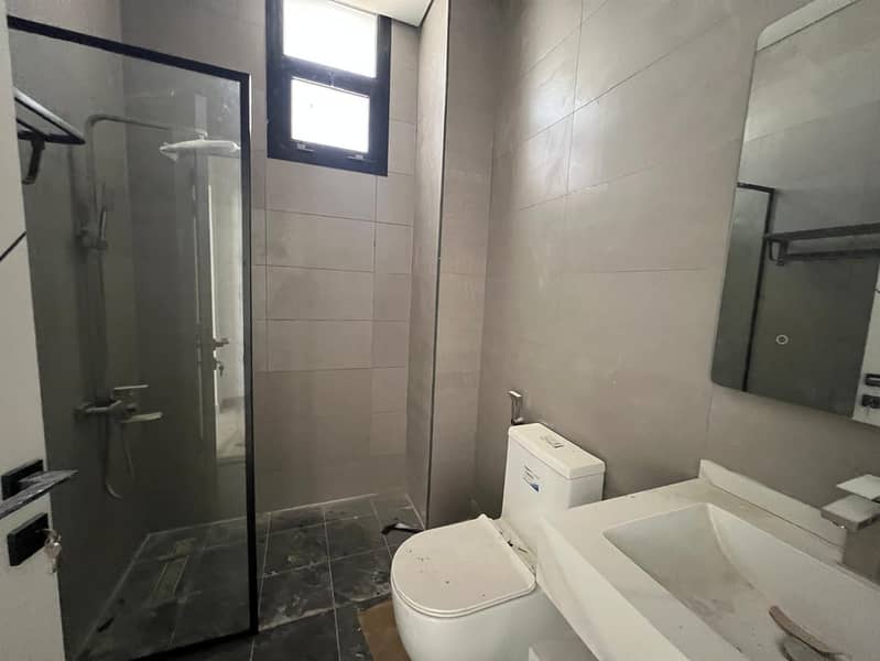 Brand New |Modern 4-Bedroom |GARDEN - Image 15