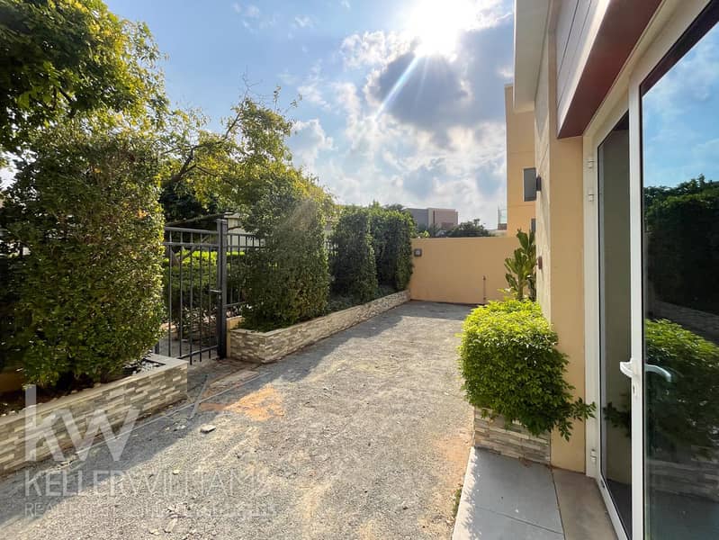 Family Community | Landscaped | Prime Location - Image 45