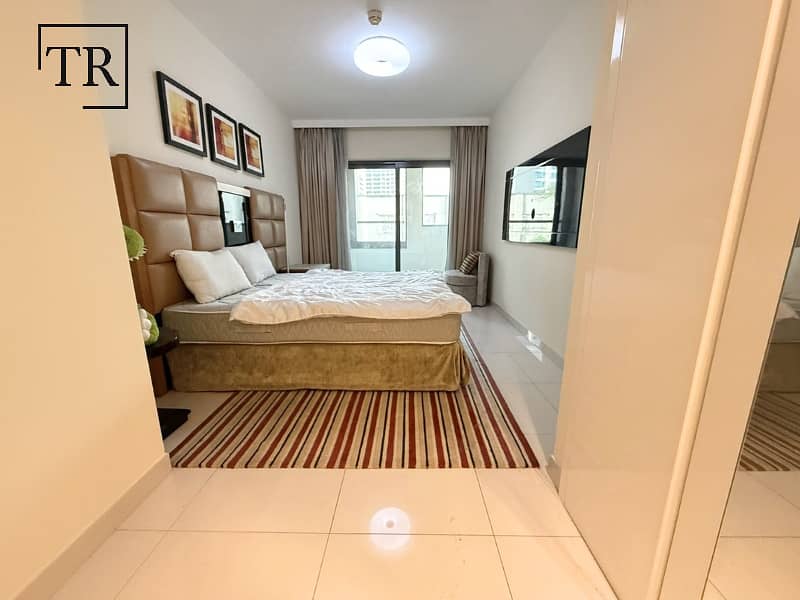 Park Views | Fully Furnished | Premium Location - Image 7