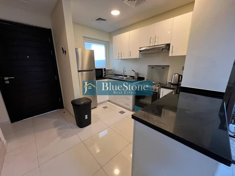 Three Bed | Middle Unit | Open Kitchen