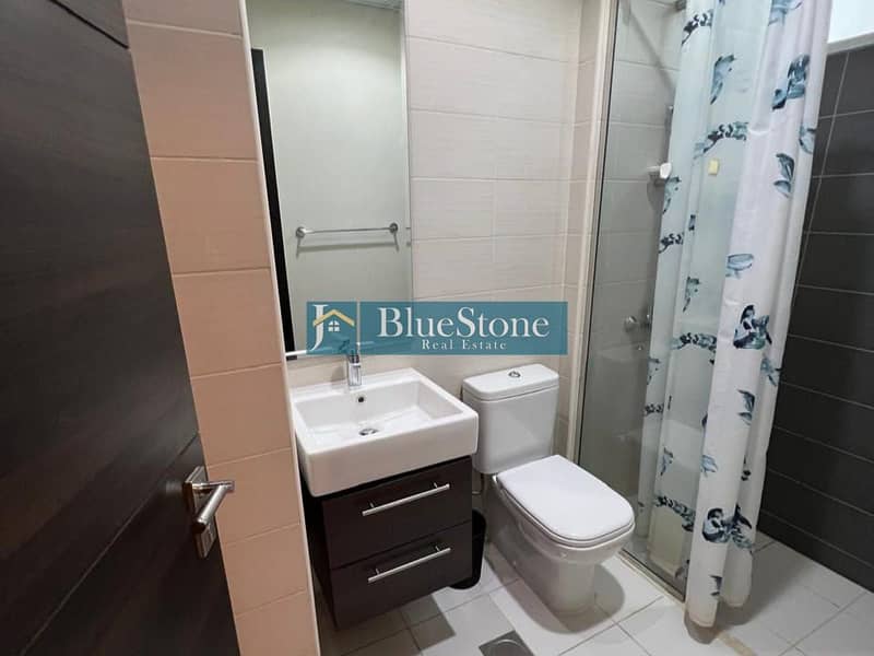 Three Bed | Middle Unit | Open Kitchen - Image 14