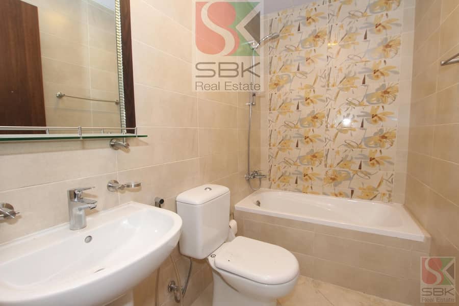 Spacious 3BHK Available For rent - Image 11