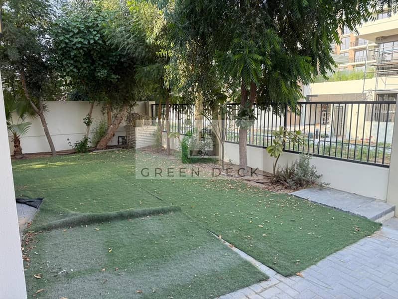 Single Row I Perfect Location I Spacious Layout