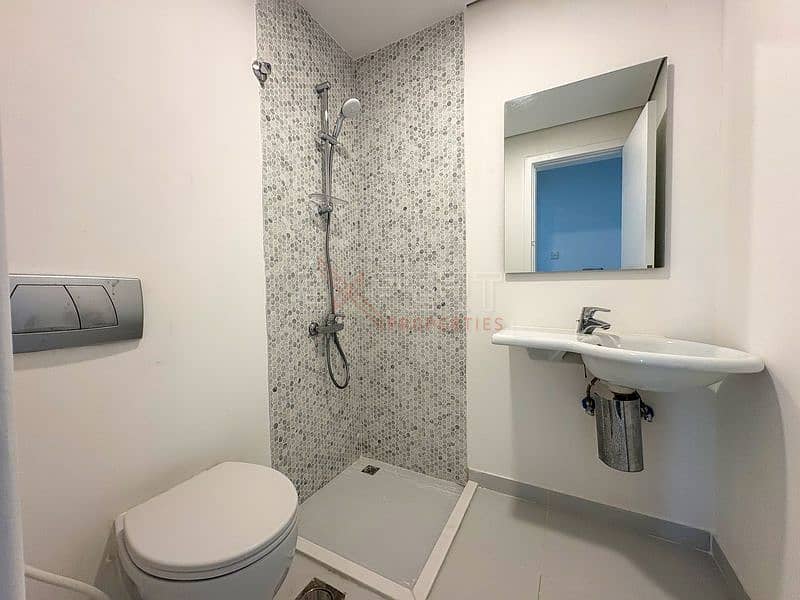 Full Marina View | High Floor | Prime Location - Image 10