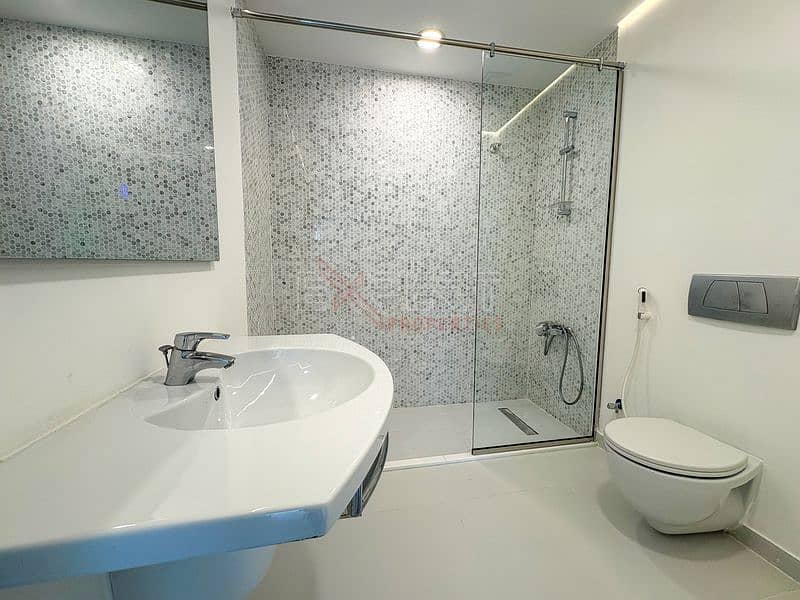 Full Marina View | High Floor | Prime Location - Image 11