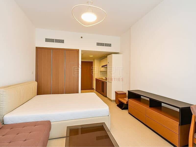 Skyline & Creek Views | Spacious | Prime Al Jaddaf Location