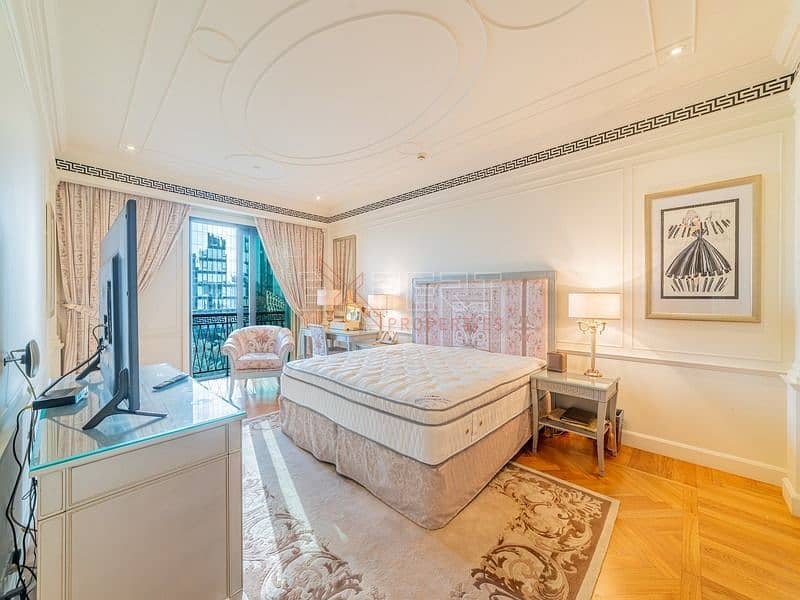 Creek & Skyline View | Fully Furnished | Prime Location - Image 7