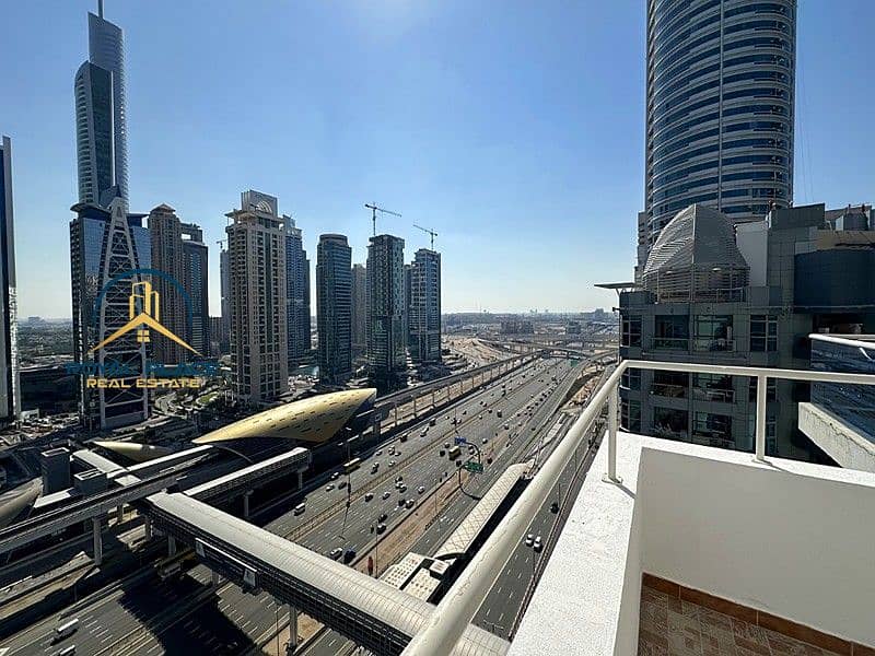 Large Layout | Next to Metro | Vacant Now - Image 9