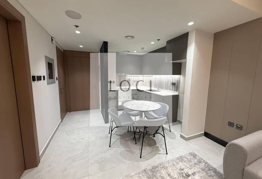 BRAND NEW | MID FLOOR | READY TO MOVE | NICE