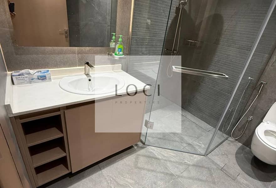 BRAND NEW | MID FLOOR | READY TO MOVE | NICE - Image 8