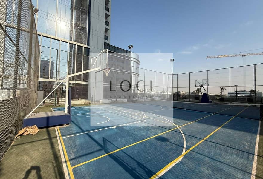 BRAND NEW | MID FLOOR | READY TO MOVE | NICE - Image 12