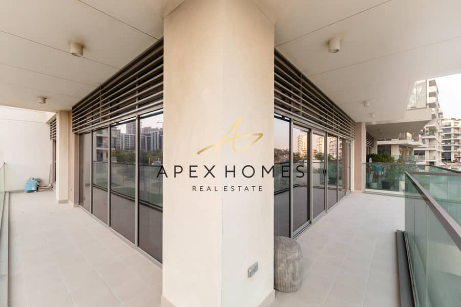 Large Balcony | Corner Unit | Villa View - Image 21