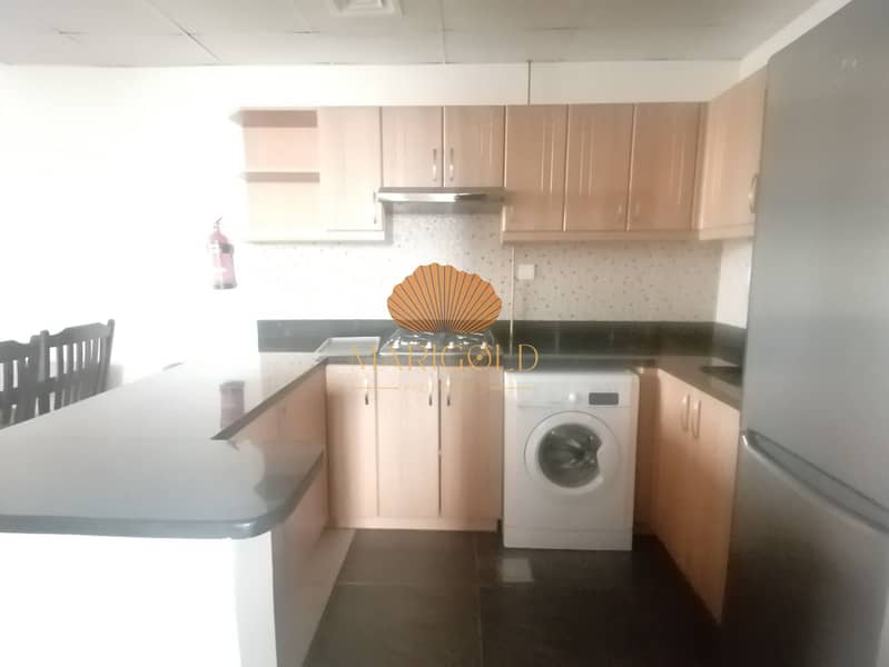 Modern 2-Bedroom Furnished Apartment for Rent - Image 12