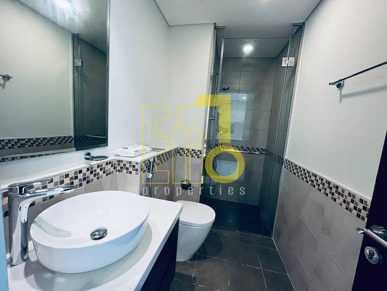 1 BR Apartment with Balcony | Burj Khalifa view