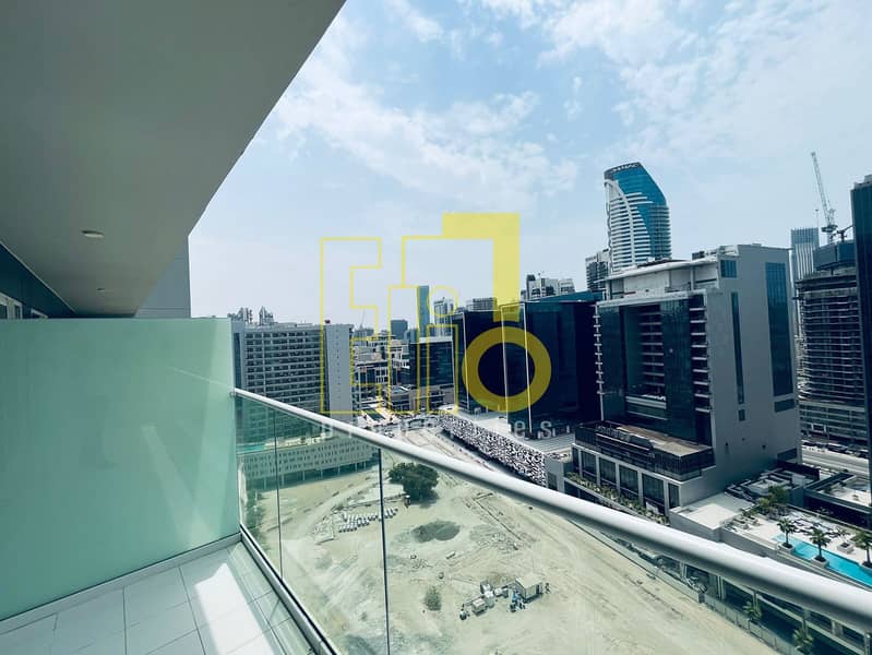 1 BR Apartment with Balcony | Burj Khalifa view - Image 14