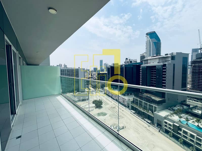 1 BR Apartment with Balcony | Burj Khalifa view - Image 16