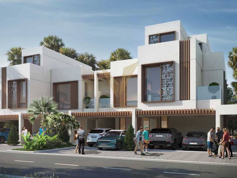 Single Row 4BR-Extremely Close To Central Hub