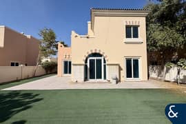 فیلا في إزميرالدا،فيكتوري هايتس،مدينة دبي الرياضية 4 غرف 330000 درهم - 13680878