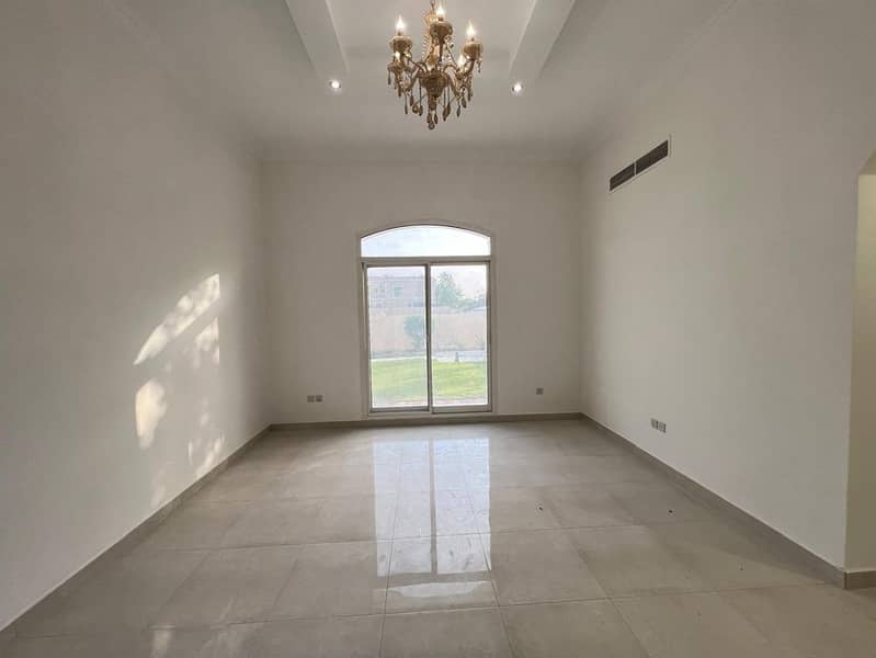 Luxurious Villa | Prime Location |Garden - Image 14