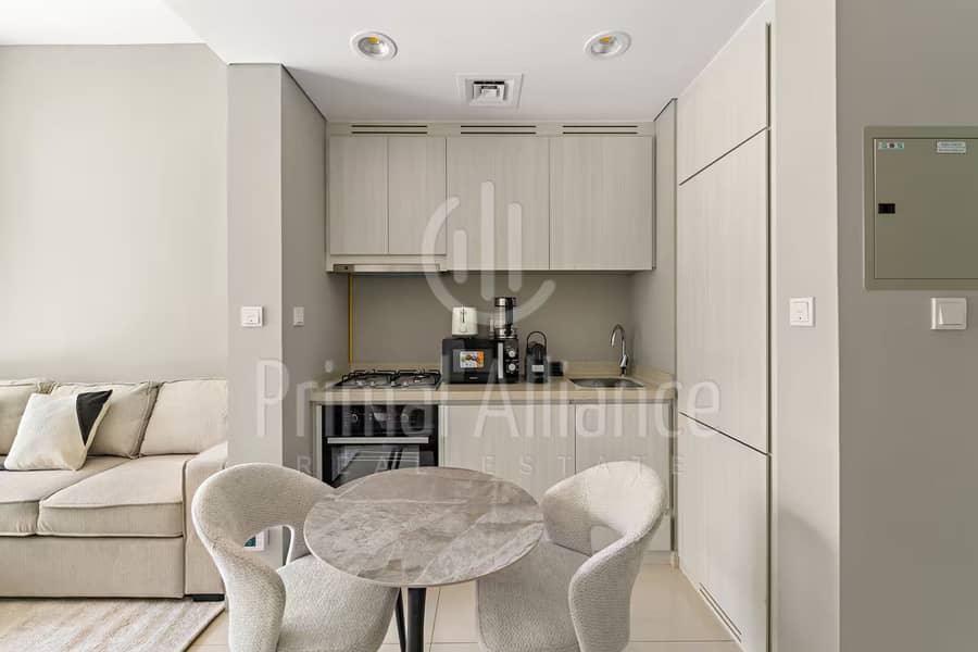 Fully Furnished | Vacant | Prime Location