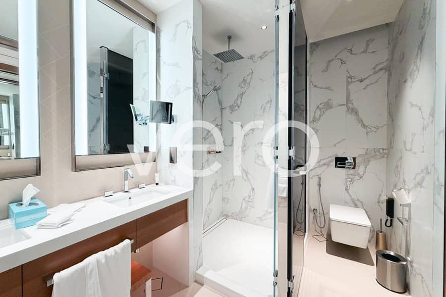 Large Layout | High Floor | Boulevard View - Image 17