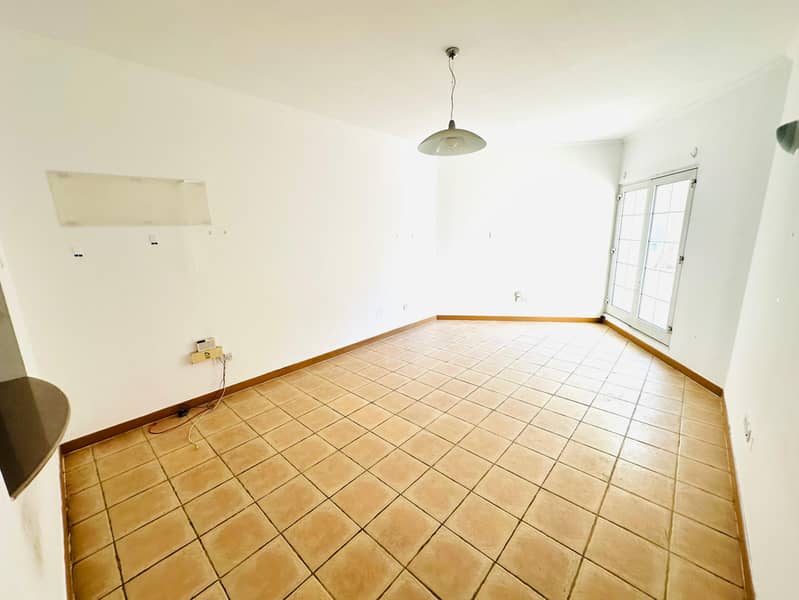 DIRECT OWNER 1BHK WITH PRIVATE TERRACE| WATERCANAL - Image 8